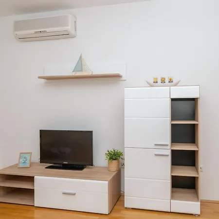 Apartment 4you