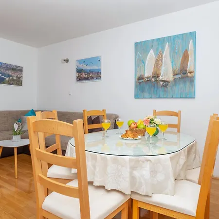 Apartment 4you Makarska